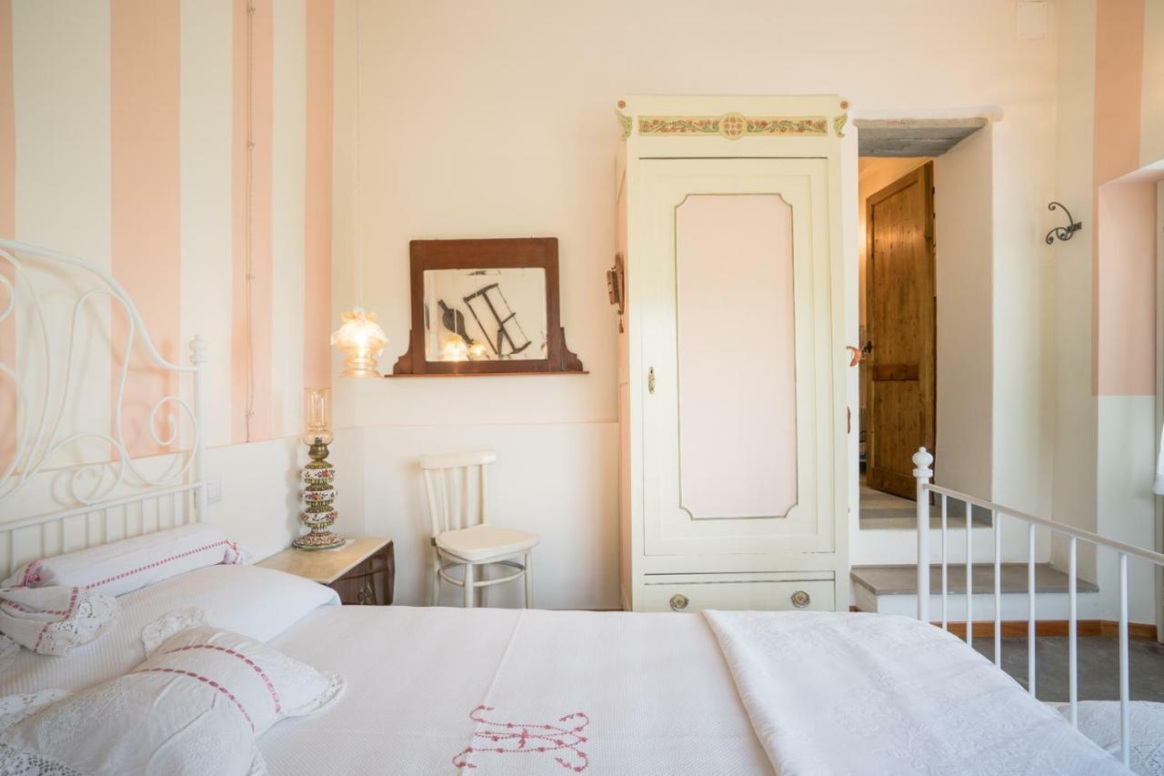 B&B Rosso Baccara Montevettolini Exterior photo