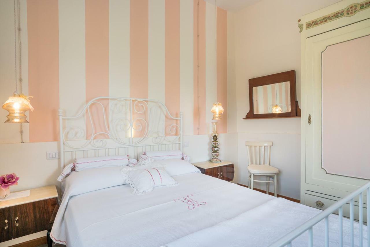 B&B Rosso Baccara Montevettolini Exterior photo
